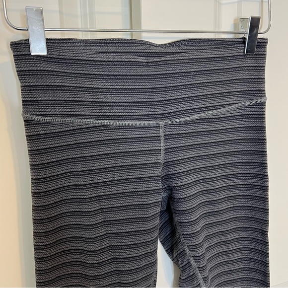 Lululemon Wunder Under 4 Crop Textured Stripe Slate Leggings Grey Coal Yoga - Picture 5 of 16